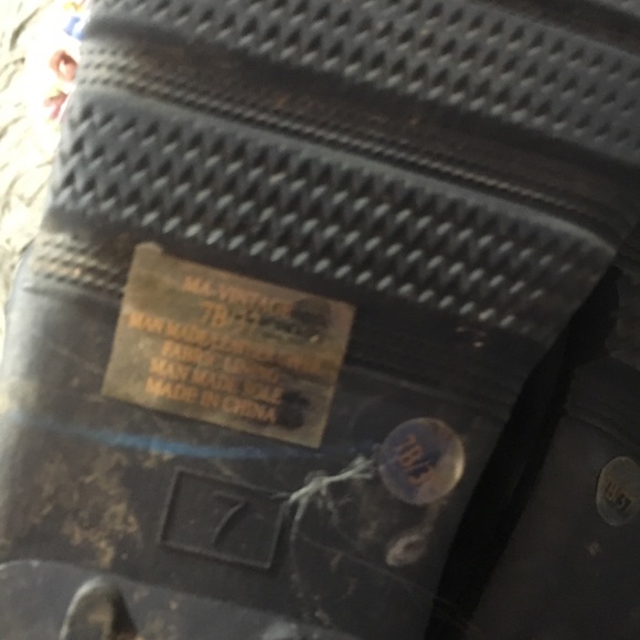 BCBG Max Azria Vintage Rain NAVY Boots Studded - Picture 6 of 8